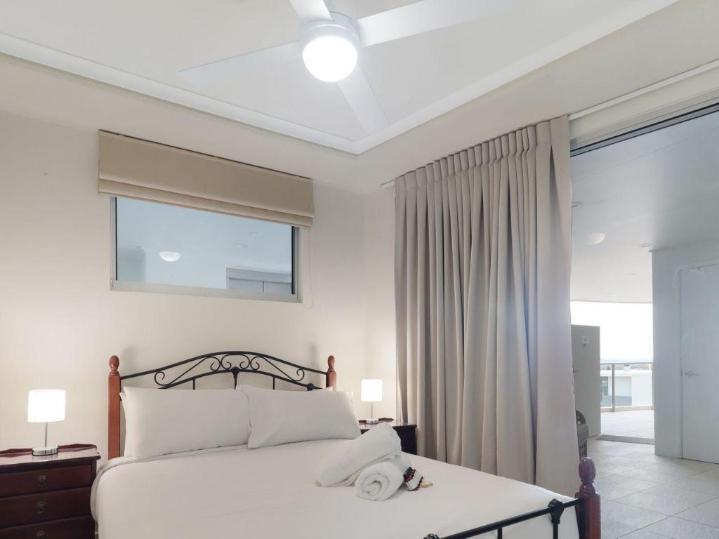 Points North Unit 605 Kings Beach QLD — Caloundra — photo 2