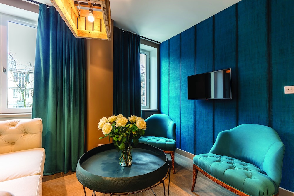 Be You Luxury Apart'hotel Le Canard D'à Côté — 4-Star Luxury Hotel in Paris, France
