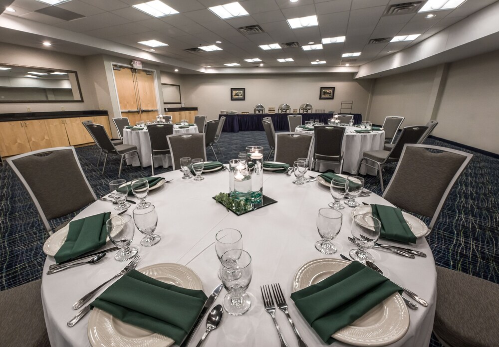 Holiday Inn Raleigh Downtown - photo 32