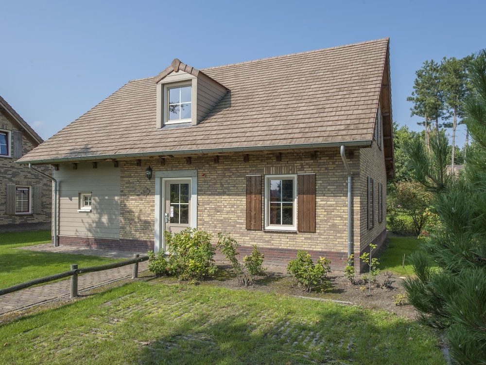 Slieve Gullion Cottages — hotel in Newry