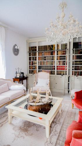 Le Bonheur de L'instant - last minute hotel in Unknown City