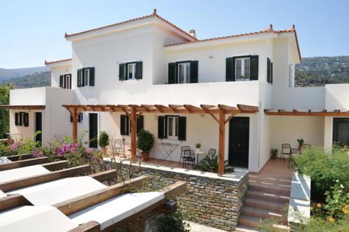 Handakas Studios in Mesaria, Greece