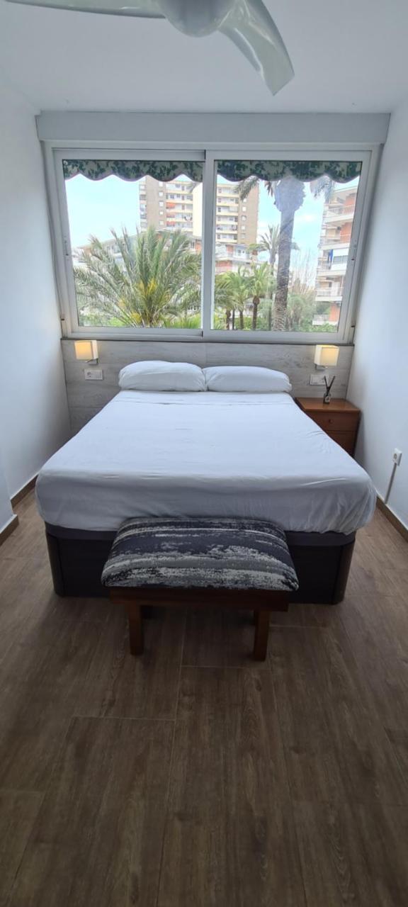 Avenida Bruselas 22 - last minute hotel in Alicante
