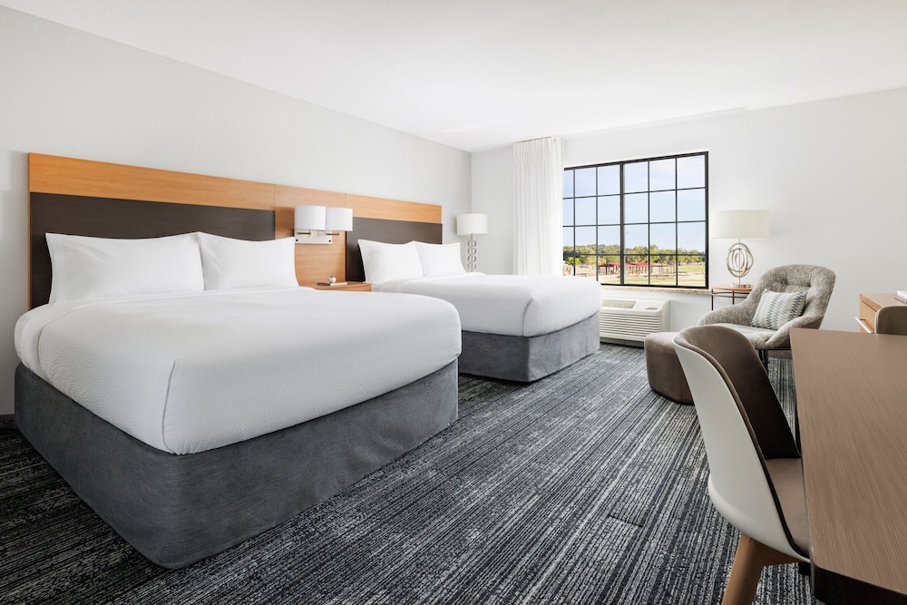 TownePlace Suites Roswell - photo 18