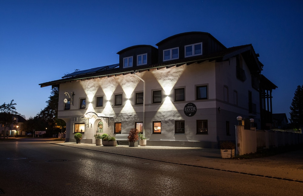 Hotel Egger Stüberl - carbon neutral hotel in Schechen