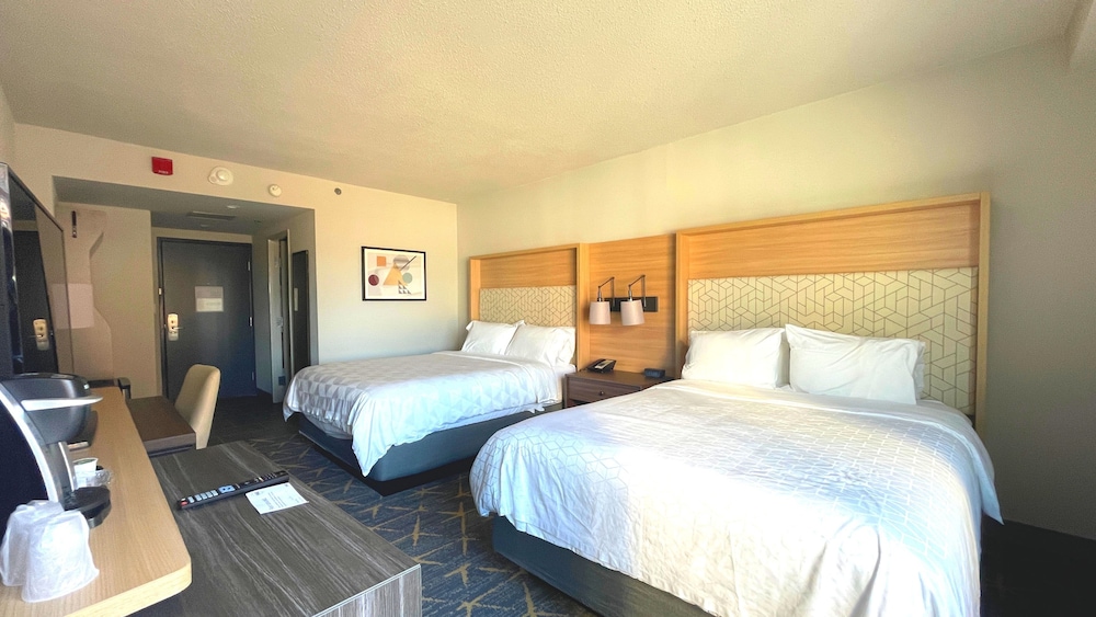 Holiday Inn & Suites Chicago Downtown by IHG - photo 8