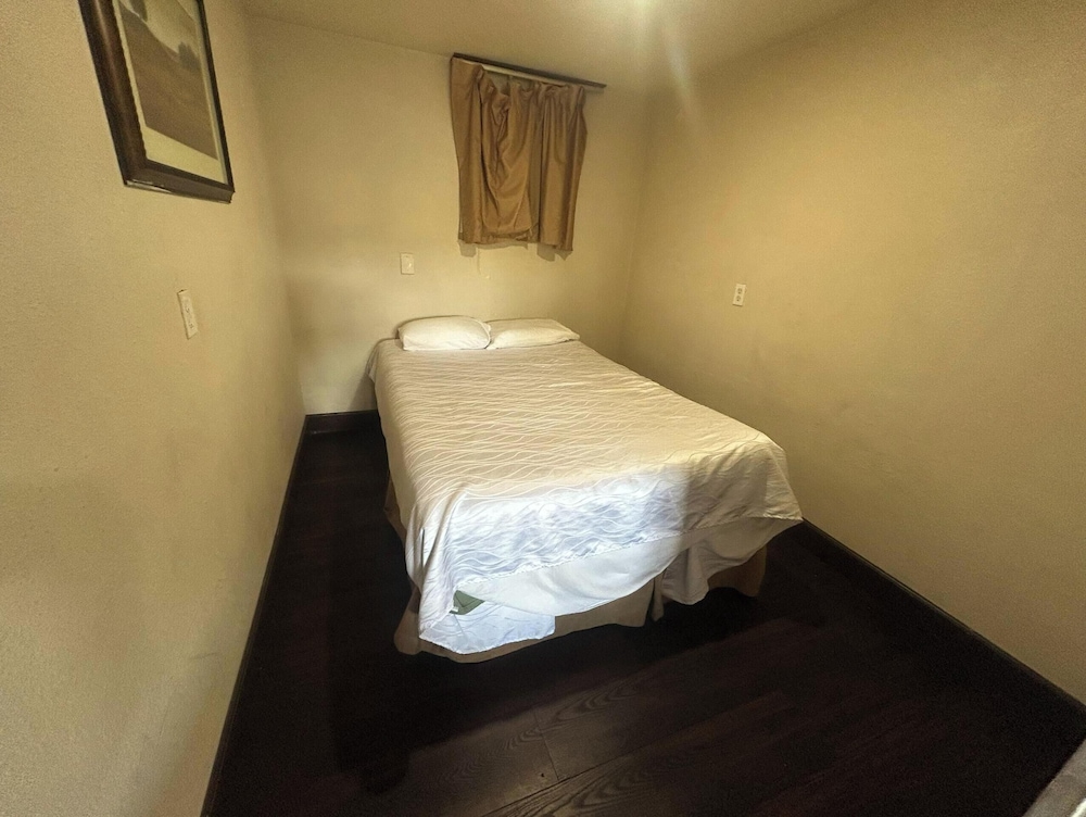 Del Rancho Motel - photo 20