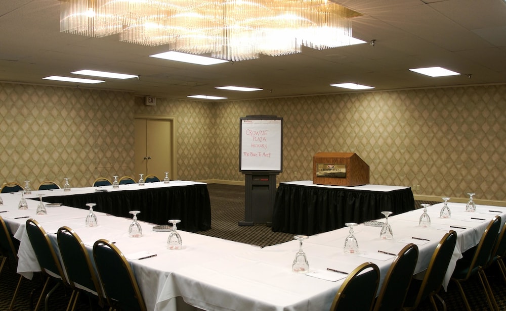Crowne Plaza Hotel Hickory by IHG - photo 24