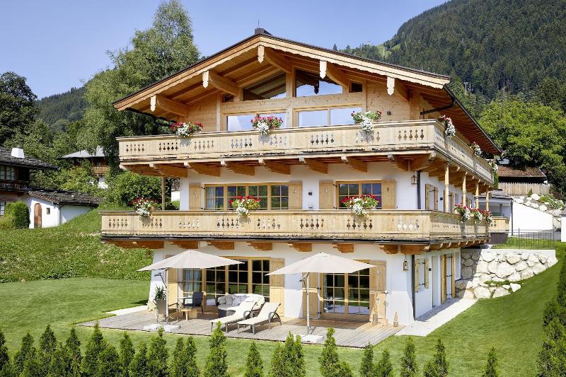 Tennerhof Luxury Chalets — Kitzbuehel — photo 4