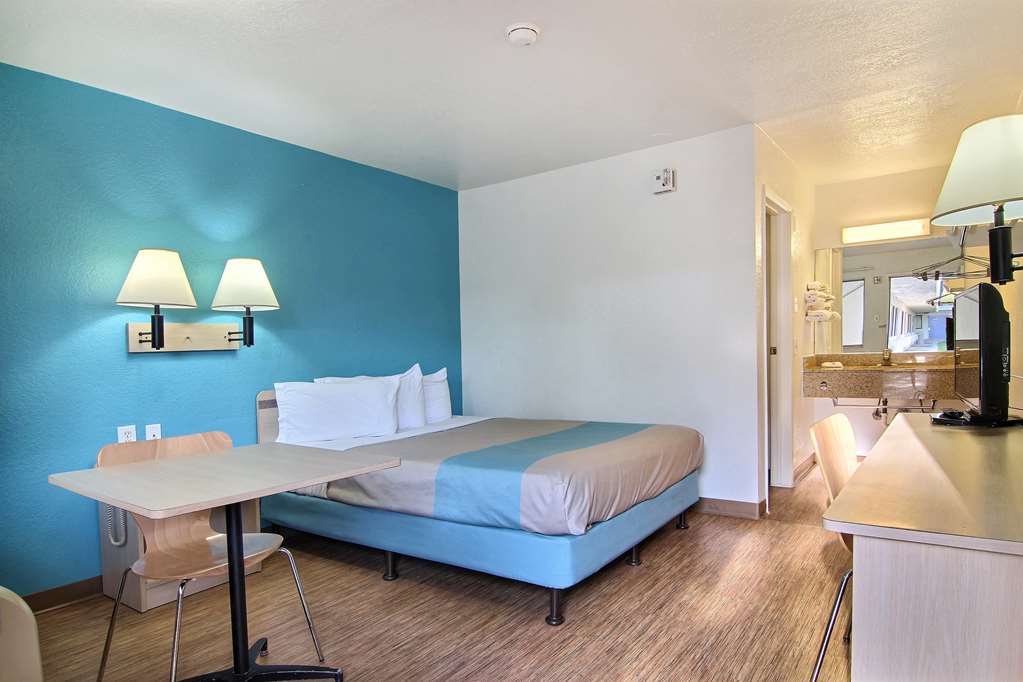 Motel 6 Lubbock TX - photo 11