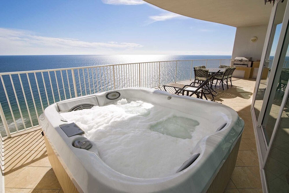 Turquoise Place 1904d 3 Bedrooms 3.5 Bathrooms Condo — 4-Star Luxury Hotel in Orange Beach, United States