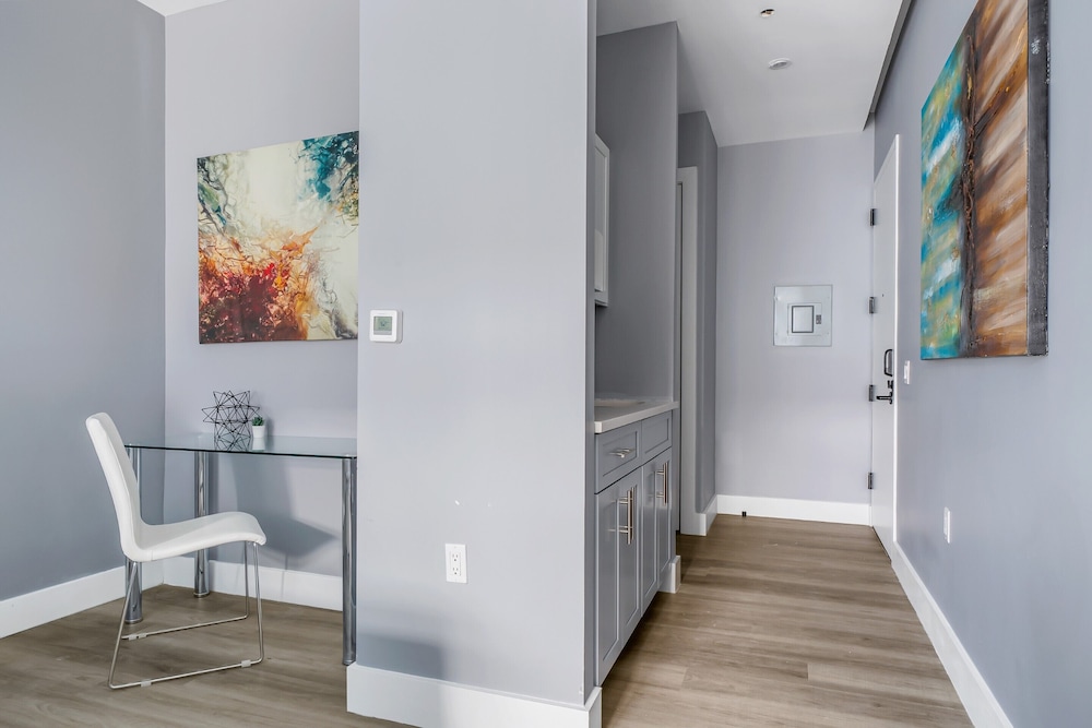 Global Luxury Suites at The Arches - photo 78
