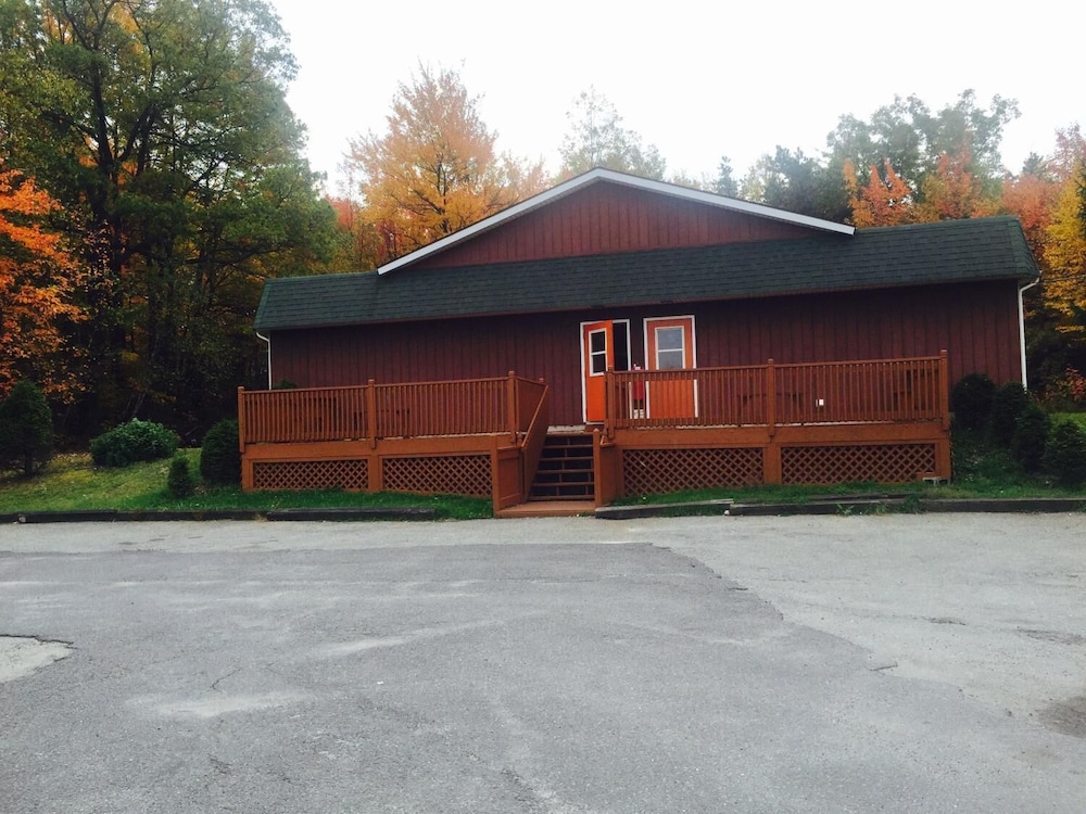 Penn Terrace Motel - photo 8