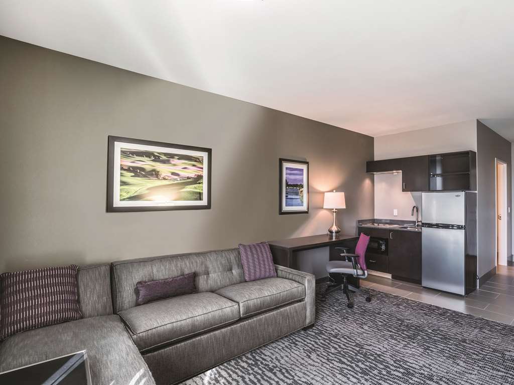 La Quinta Inn & Suites by Wyndham Walla Walla - photo 19