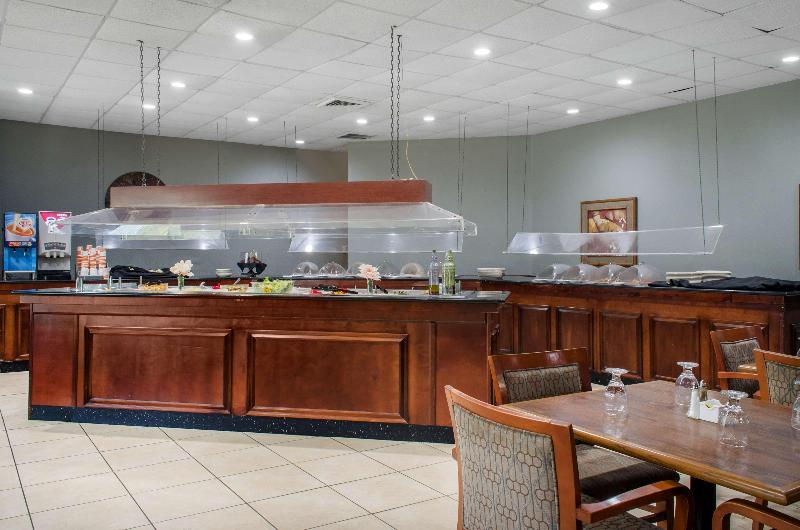 Ramada by Wyndham Shreveport Airport - photo 35