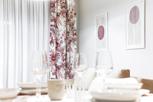 Quattro Luxury Apartments — 4-Star Luxury Hotel in Trikala, Greece