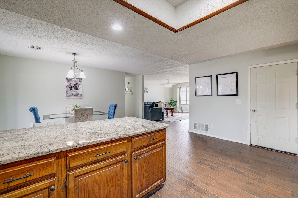 Rogers Vacation Home w Yard: 5 Mi to Bentonville - photo 22