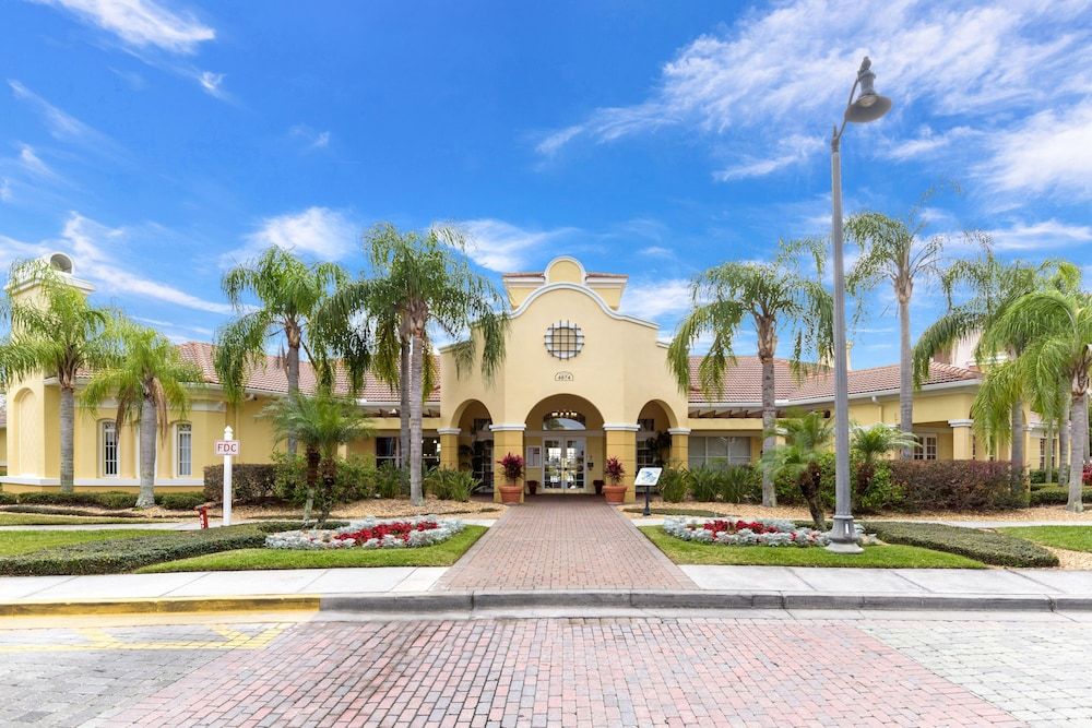 The Epic Boca Penthouse Vista Cay Orlando — 4-Star Luxury Hotel in Orlando, United States