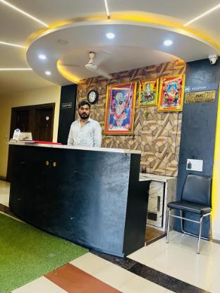 JMC Hotel Sunshine - last minute hotel in Indore