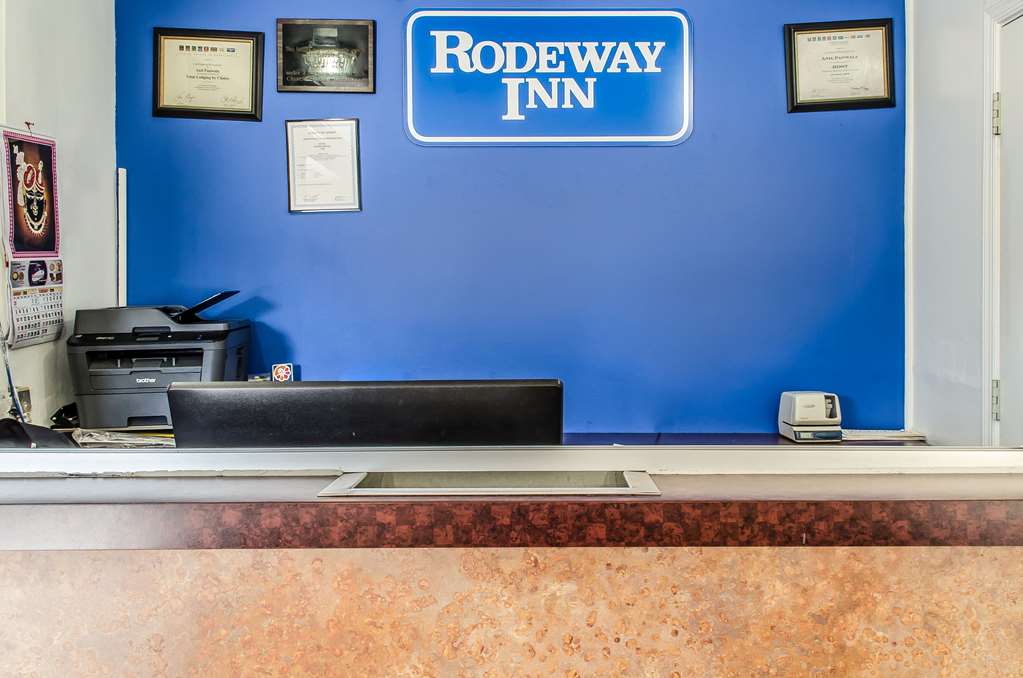 Rodeway Inn Allentown South - photo 5