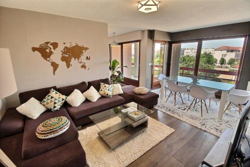 Annemasse Victoria Centre Ville Grand T2 Avec Terrasse in Annemasse, France