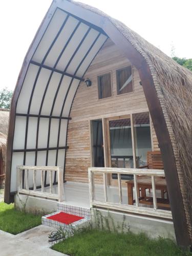 Coco Bale - carbon neutral hotel in Gili Trawangan
