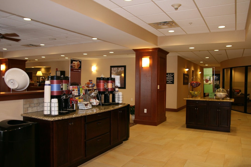 Hampton Inn Watertown - photo 22