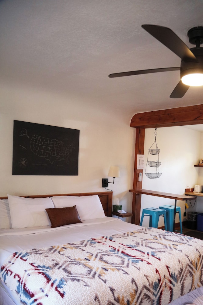 Left Coast Lodge - photo 42