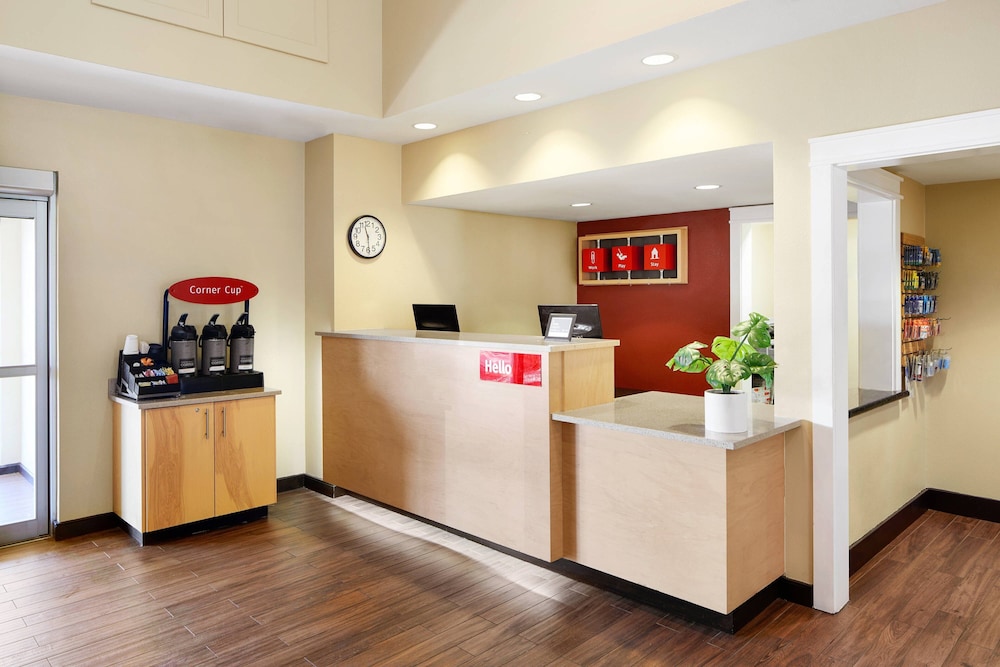 TownePlace Suites Tempe at Arizona Mills Mall - photo 3