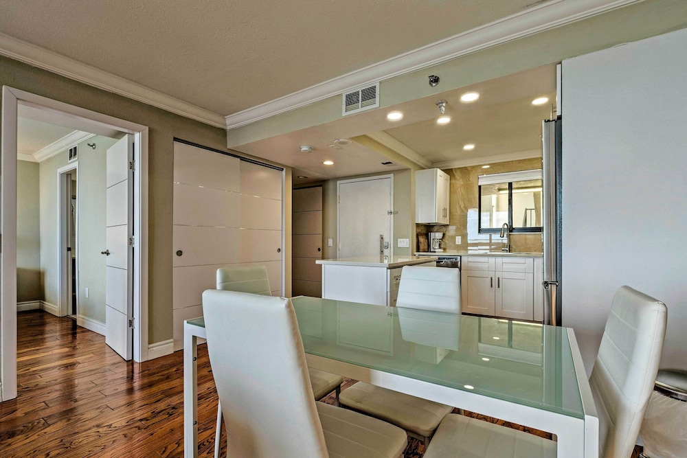 Modern Waterfront Hudson Condo with Resort Pool - photo 6