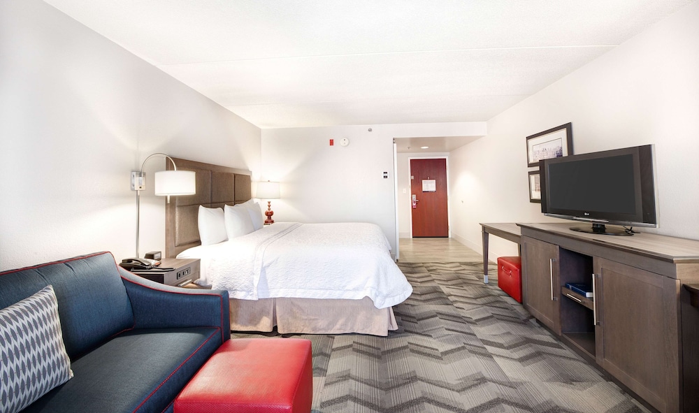 Hampton Inn & Suites Atlanta Galleria - photo 21