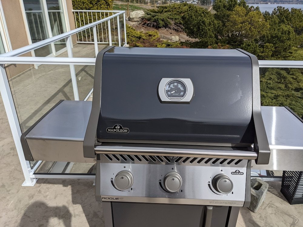 Stunning Views of the Okanagan Lake in West Kelowna, Canada