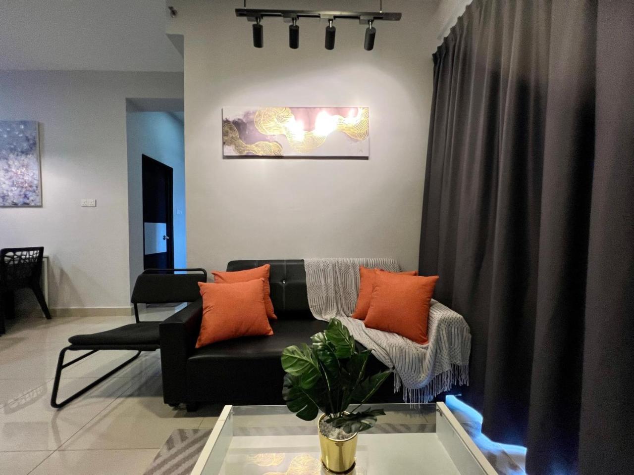 Riverview 8Pax 3Br In Kbtown Ps4 Netflix A 9 3 — 4-Star Luxury Hotel in Kota Bharu, Malaysia