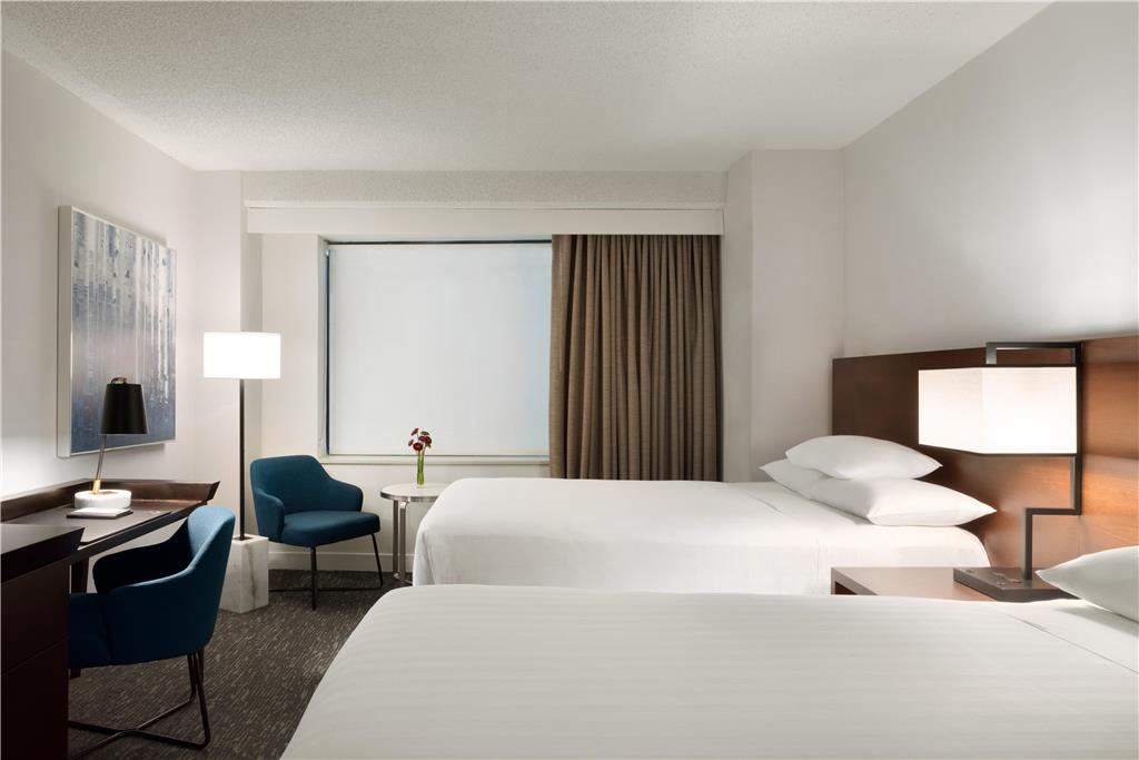 Hyatt Regency Schaumburg Chicago - carbon neutral hotel in Schaumburg
