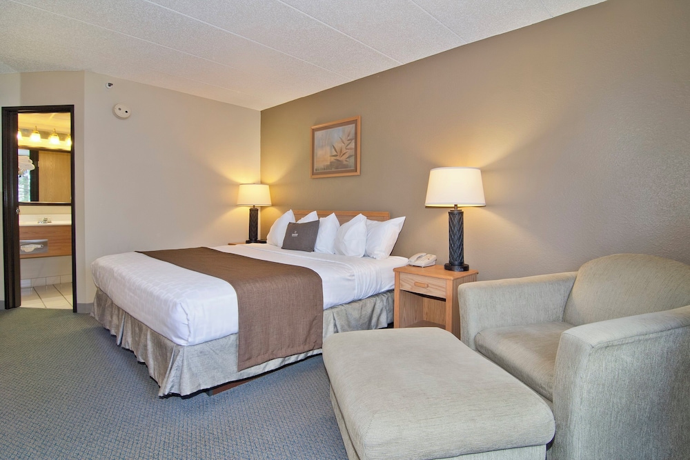 Boarders Inn & Suites by Cobblestone Hotels Faribault - photo 32