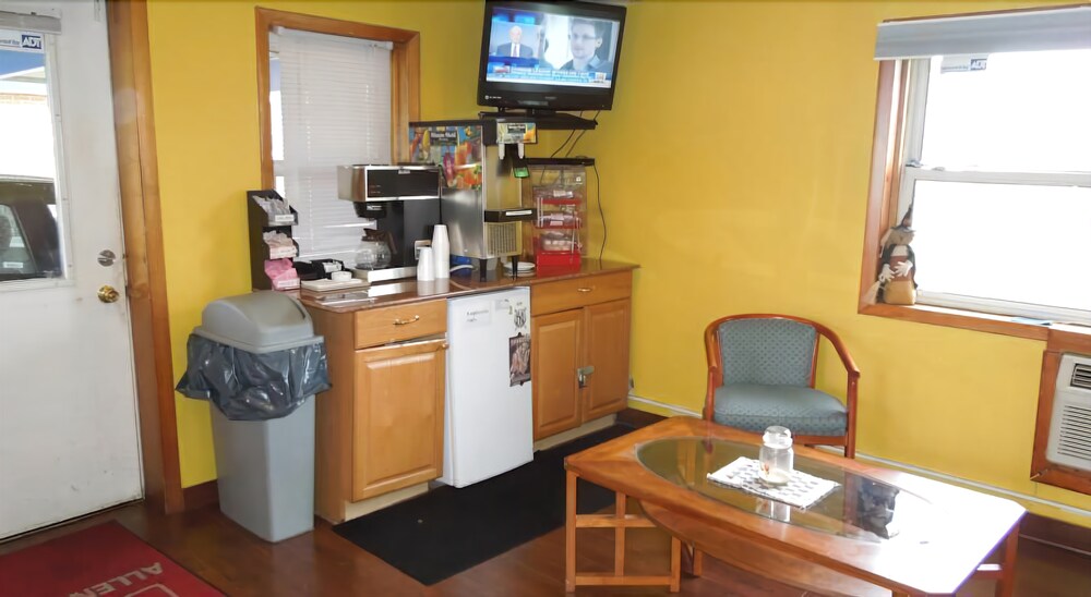 Red Carpet Inn Allentown Hausman Road - photo 14