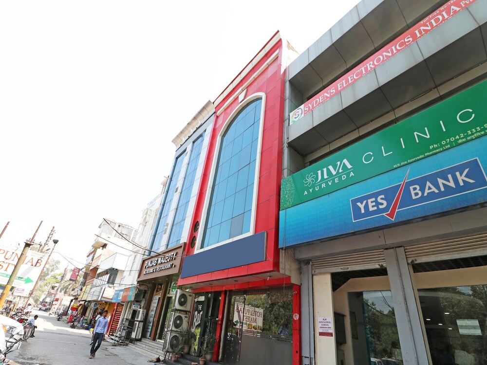 OYO 13474 Punjab Regency in Haldwani, India