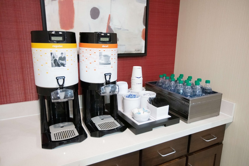 Hampton Inn Toledo Oregon - photo 24