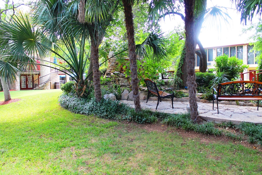 Inn of the Hills Resort and Conference Center - photo 46