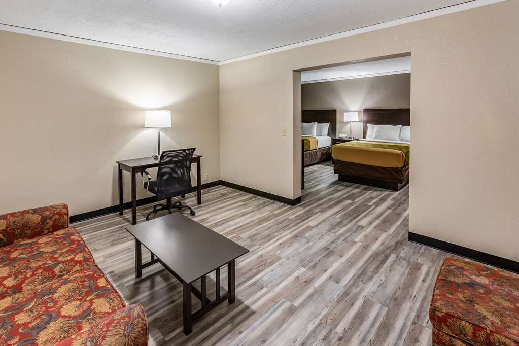 Econo Lodge Inn & Suites Newton - photo 20