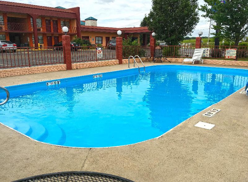 Rodeway Inn Canton - photo 28