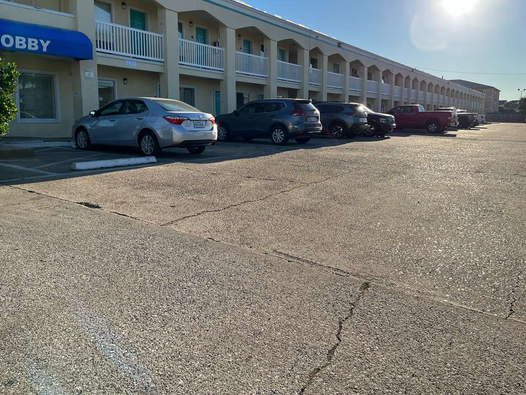 Beachcomber Inn - photo 14