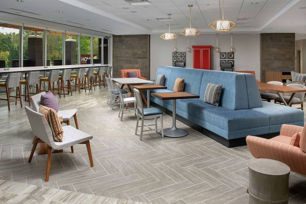 Home2 Suites by Hilton Charlottesville Downtown - photo 4