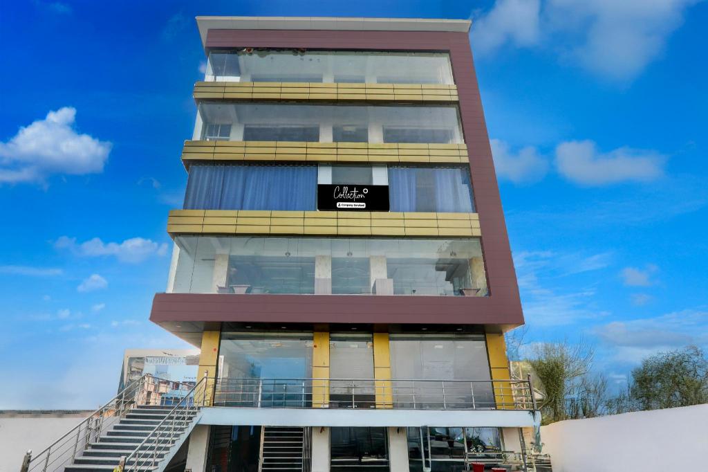 Collection O Bihar Sharif Formerly Darwar Palace in Patna, India