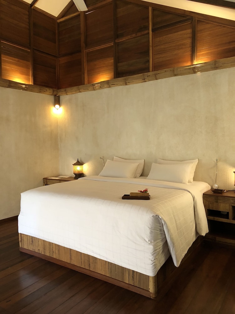 Japamala Resort by Samadhi Age 12 and Above Only — Kampung Tekek — photo 4