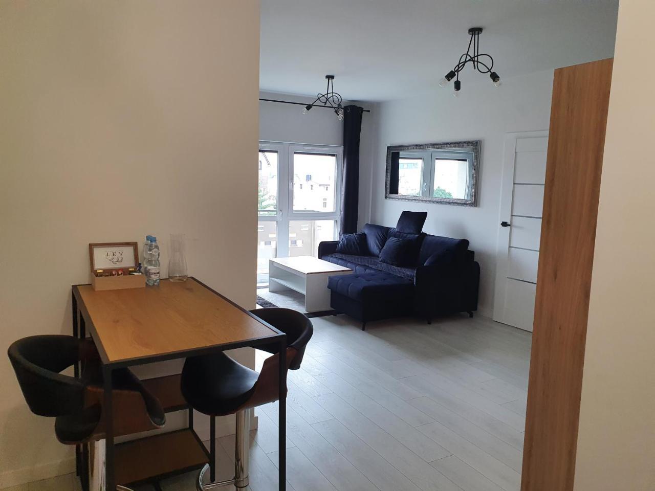 Apartament Business & Parking Sienkiewicza — hotel in Leszno
