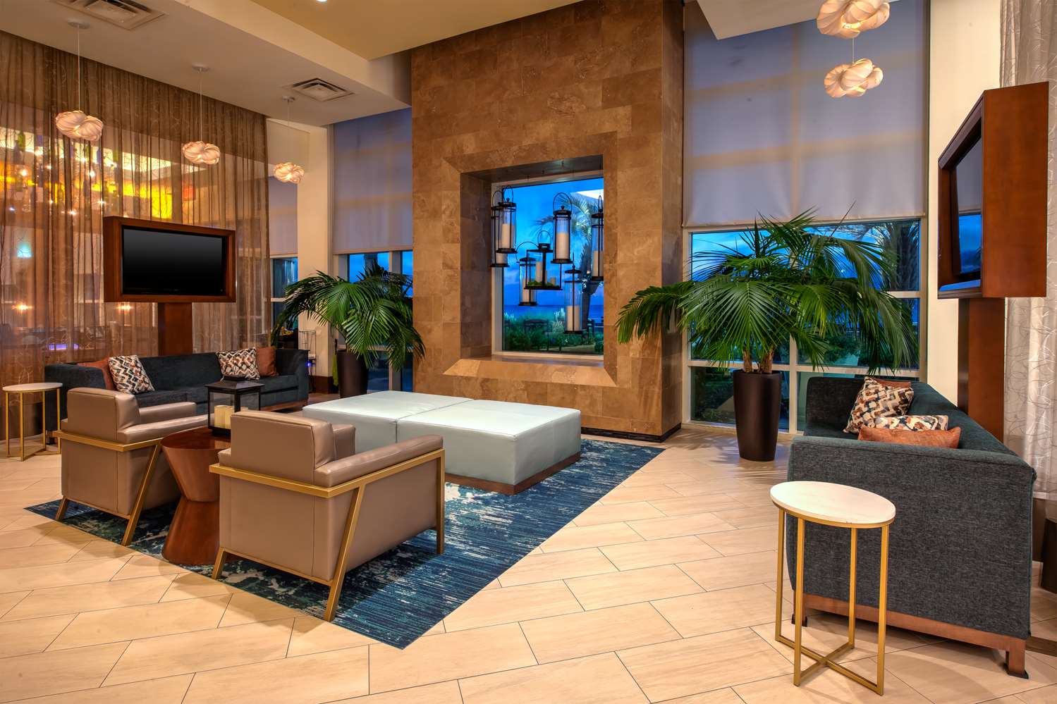 Hilton Garden Inn Virginia Beach Oceanfront - photo 24