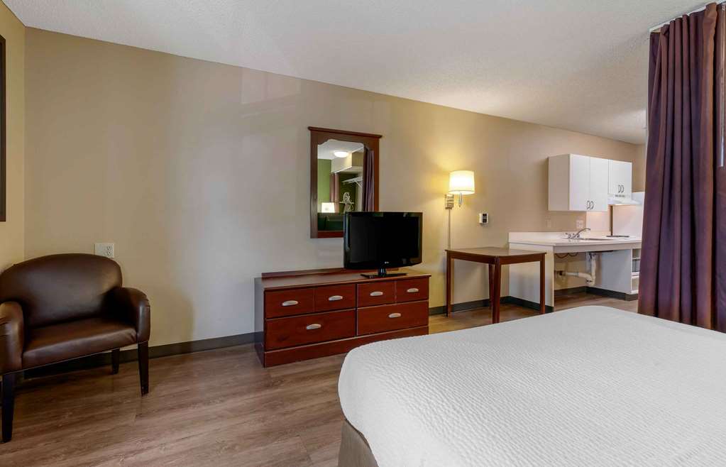 Extended Stay America Suites Sacramento Elk Grove - photo 14