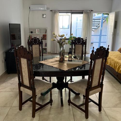 2 Ambientes Zona Centrica Cochera — 4-Star Luxury Hotel in Mendoza, Argentina