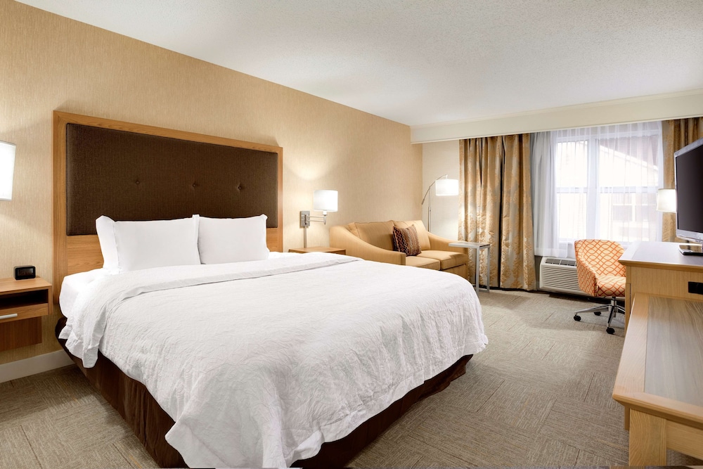 Hampton Inn & Suites Cleveland Independence - photo 10